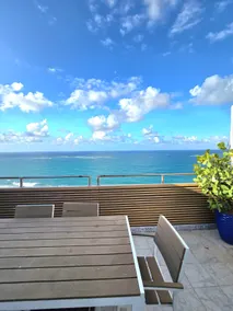 Oceanview Penthouse 3-Bedroom +Terrace+Pool! - Image 5