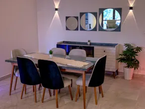 Luxury apartment with garden in Beverly Hills compound, Sheikh Zayed - Image 5