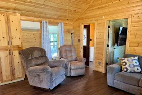 Quiet Country Escape Near Fort Cavazos - Image 5