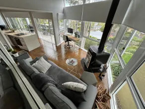 Spacious Peaceful Treetop House - Lake and Bush - Image 3