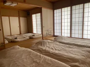 Shinyama Furusato Taikenkan, a private rental with a traditional Japanese sunken fireplace - Image 4