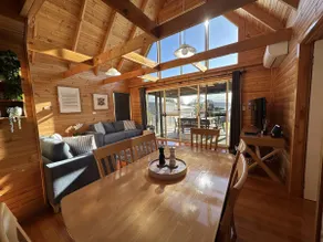 Sea Shack | Georges Bay Views, Pets & EV Charger - Image 3