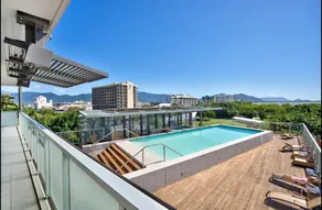 The Reef Retreat | Waterfront by Reef Terminal - Image 4