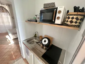 Les Cigales Accommodation, Avignon city center - Image 3