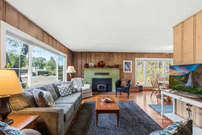 Historic Downtown Cottage | Near Yosemite | WiFi - Image 2