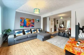 Seaside village home - Image 2