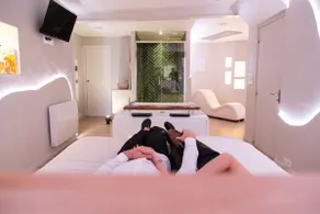 Les Jolies Nuits - À la folie, Loft & Spa - Image 2