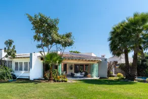 Casa Los Cachitos pool and Jacuzzi. - Image 2