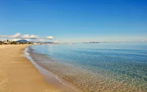 Coastal Elegance - Image 5