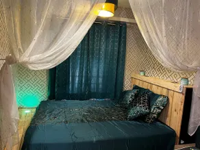 Cozy little nest with hot tub. - Image 2
