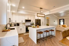 Private Pool + Hot Tub | 2 Acres | Salado Cottage - Image 3