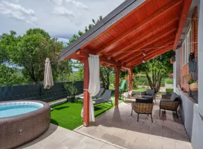 House Madrino - Image 2