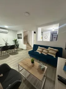 Modern and safe house with A/C - Image 4