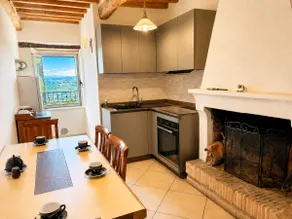Foxes house - Image 3