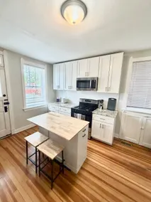 Historic Benton Park 1BR | Balcony + Walkable - Image 4