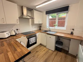 Modern studio flat in Wellington, Telford - Image 2