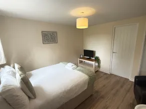 Modern studio flat in Wellington, Telford - Image 4