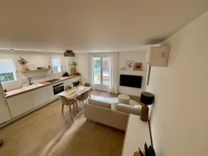 Peaceful cottage in residence with pool - Image 2