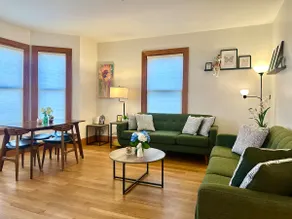 Cozy, Spacious Home in the Heart of Cambridge - Image 2