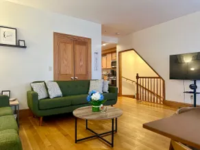 Cozy, Spacious Home in the Heart of Cambridge - Image 3