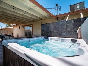5BR Sleeps 10 Hot Tub Fire Pit Games & Walk to ASU - Image 2
