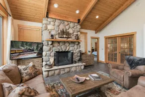 Mountain Home on 5 Acres - 10 Min to DGO - Views/D - Image 4