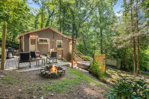 Cozy Mountain Cabin w/ Hot Tub, Fire Pit, & WiFi - Image 3