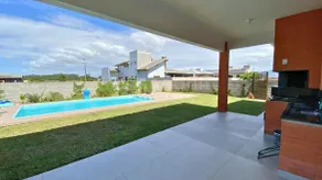 Beach house with pool in a quiet place - Image 3