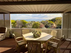 Spear Creek Beach House - Image 5