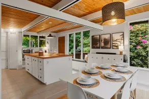 Burke Bay A-Frame Retreat w/Cedar Hot Tub - Image 4