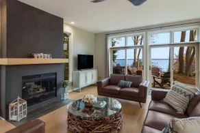 Serenity Overlook-Luxury Estate With Hot Tub - Image 3