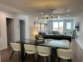 Magnificent! New! 3 queen bedrooms - Image 2