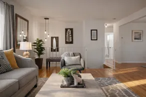 Modern Urban Retreat: 3BR, Steps from Fremont Hub - Image 3