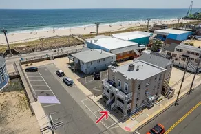 Seaside Suite • Steps to Beach & Boardwalk • Prime Location  - Image 5