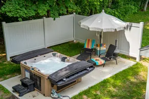 Shamrock By The Sea w/ Private Arcade & Hot Tub - Image 3