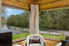 Spectacular River View | Backup Power | Game Table - Image 4