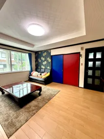 This is a private rental inn near a Nakasendo checkpoint.It's a warm space with WiFi and parking where you can relax like you're at home. - Image 5