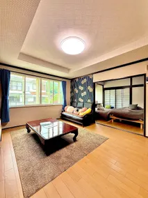 This is a private rental inn near a Nakasendo checkpoint.It's a warm space with WiFi and parking where you can relax like you're at home. - Image 2