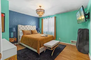 House-RWJ-StPeter-Rutger NB-Close to NYC train - Image 3