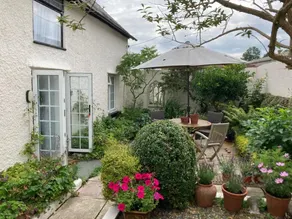 Bryntirion Farmhouse Apartment with Hot Tub - Image 2
