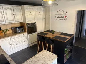 Entire place, 3 bedrooms, sleeps 6, 2 toilets - Image 4
