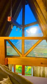 Chalet with Tunnel Waterfall/Nice Mountain View - Image 3