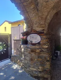 Il Borgo Farmhouse - Lavender - Image 4
