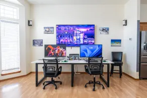 King Suite • Airport Layover GEG • 1800 Sqft - Image 2