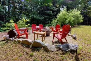 3BR water view home with game room & kayaks - Image 3
