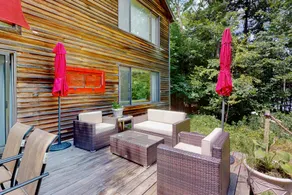 3BR water view home with game room & kayaks - Image 4