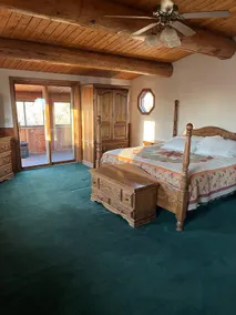 Clark Bigfoot Lodge - Image 4