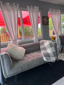 Modern Apartment with Private cozy Backyard - Image 3