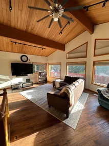 House in the mountains! Hot tub, sauna, pool table - Image 5