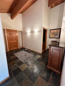 House in the mountains! Hot tub, sauna, pool table - Image 3